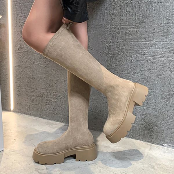 Boots Hiver Nouvelles femmes Chaussures plate-forme appartements suède Chelsea Knee High Boots Designer 2023 Gladiator Punk Boots Walking Motorcycle Botas