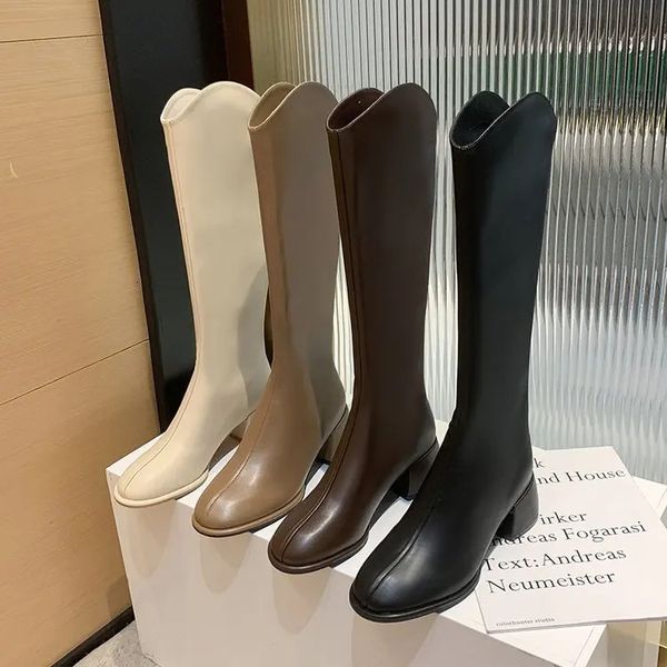 Bottes Style d'hiver avec polaire talon moyen épais bottes de chevalier tube haut pour femmes bottes longues courtes à talons hauts d'apparence plus fine 231129