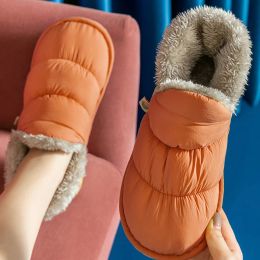 Bottes d'hiver Chauffes de peluche chaude pour hommes Femmes Down Cotton Chaussures en coton Indoor Sabroping Tize grande taille 48 Unisexe Best Slippers for Home