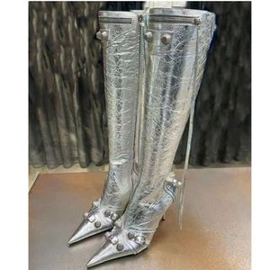 Laarzen vrouw laars mode sexy pure kleur puntige teen stiletto's hakken vintage metalen gesp rits rits knie hoge slanke kwastjes 45 230327