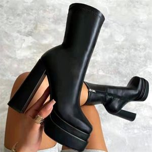 Botas Mujer Botas de plataforma Tacones gruesos Zapatos de diseñador para mujer Botas de moto Cremallera lateral Mujer Tobillo Botas Femininas 220908