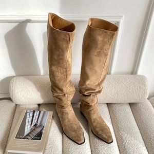 Bottes Femmes genou bottes hautes dame sans lacet Simple plissé daim hiver Botas grande circonférence printemps automne femme bottes extensibles 231122