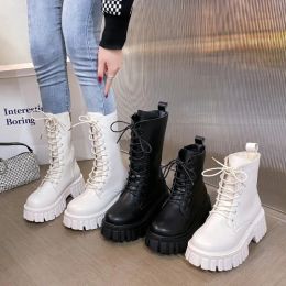 Bottes Boots à lacets pour femmes 2023 Automne hiver chaude plate-forme zipper plate-forme mode décontracté de moto sexy