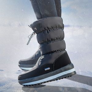 Botas Mujer Plataforma de nieve Invierno Grueso Felpa Impermeable Antideslizante Zapatos de moda Botas de piel cálida mujer 221007