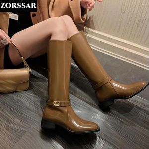 Boots Femmes Straitement Vintage Cow Leather Long Knight Boot Square Talon Knee High Buckle Zip British Style Winter Female Shoe
