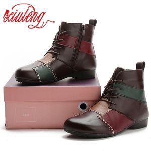 Botas Xiuteng 2022 Otoño Invierno Cuero genuino Retro Punta redonda Cordón Tobillo Tacón bajo All Match Zapatos de mujer Tamaño 3541 221007