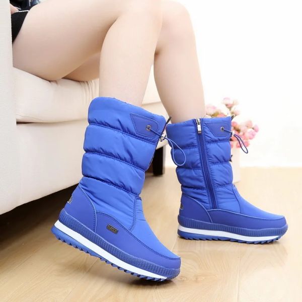 Boots Xpay Boots d'hiver Femmes Midcalf Boots Snow Boots ClassicFemale Faute chaude en peluche intérieure de haute qualité Botas Mujer Taille 3642