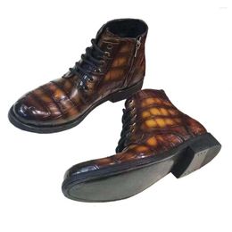 Botas Yingshang Llegada Hombres Zapatos de cuero de cocodrilo Masculino Suela real