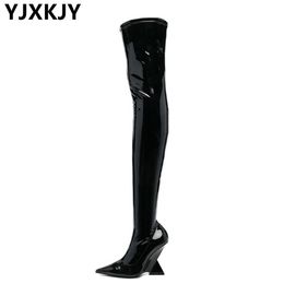 Botas yjxkjy sexy sobre la rodilla para mujer punta elástica zip zapatos negros espectáculo de danza largo tacón alto bombas blancas muslo 230907