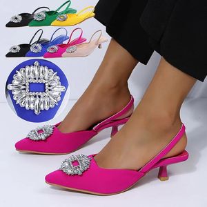 Boots Za Sandalias de verano 2022 Nuevos zapatos para mujeres Rose Rose Pointeed Toe Wedding Wedding Shoes Documental Exposed Shoes 6 Colors