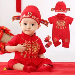 Nacido Bebé Chino Tradicional Tang Traje Mameluco Para Niños Zapatos Sombrero Mono Hanfu Año Primavera Festival Body Unisex 240320