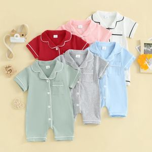 Geboren baby pyjamas rompers turndown kraag korte mouw slaapkleding overalls peuter knoppen pocket baby bodysuits 240325