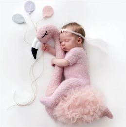 Geboren Baby Pography Props Bloemenachtergrond Schattige Roze Flamingo Poseren Pop Outfits Set Accessoires Studio Schieten Po Prop 240322