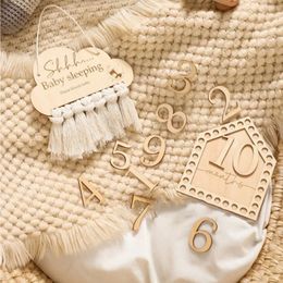 Born Baby Pography Props Set Geboorte Maandelijkse Houten Kwasten Milestone Card Decoratie voor ography baby stuffborn pog 240306