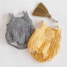 Geboren baby babyjongens meisjes rompertjes kleding lente herfst kinderen meisje raster vest dikker kleding 210521