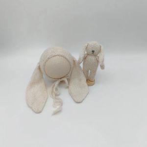 Born Pography Props Hat Dolls Sets Animales tejidos a mano Bunny Bear Bonnet Baby Po Studio Accesorios 240125