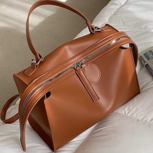 Boston Bags – sac à bandoulière polyvalent de grande capacité pour femmes, sac d'oreiller à main populaire d'automne et d'hiver