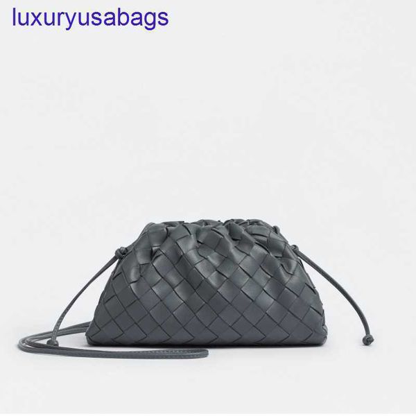 BOTEGAVENETA Mini / Teen / Classic Pouche Intrecciato Cuir Clutch Designer Womens Famous Italian Luxury Brand Largeth 22CM / 31CM / 40CM MAGNETIN Cadre Fermeure Yi-RXWB