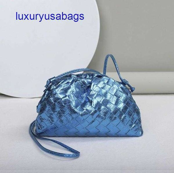 BOTEGAVENETA Mini / Teen / Classic Pouche Intrecciato Cuir Clutch Designer Womens Famous Italian Luxury Brand Largeur 22 cm / 31cm / 40cm Magnetic Cadre Fermeure Yi-Huwm