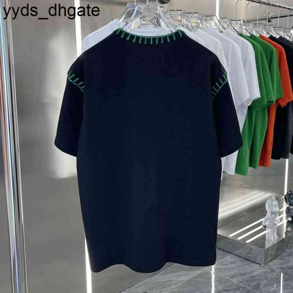 Botteg Venetas T-shirt Designer Chemises pour hommes Marque classique Venet Style vert T-shirt de suture peint à la main Ins Mode Lâche Polyvalent Sport Manches courtes D90A