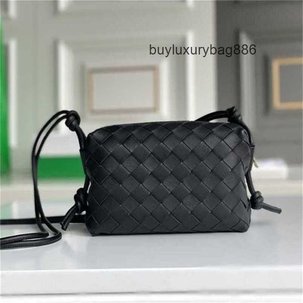 BottegavVeneta Bolso de mano Bolsos de diseñador Bolsos Nuevo Bolso cuadrado pequeño Piel de oveja Bolso para cámara tejido a mano puro Mochila pequeña Bolso cruzado para teléfono móvil