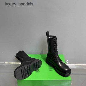 Bottegga Lug Schnürstiefel für Damen und Herren Designer-Schnürstiefel mit mittelhohem Absatz, pflanzlich gegerbtes Leder, Futter aus Kalbsleder, Mikrogummi-Außensohle, flache Form, 5,5 cm/2,1 Zoll