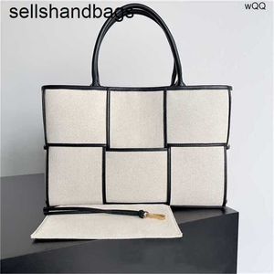 Bottesvensets Handbag Totes arco sacs grands sacs tissés de luxe en cuir authentique Capcity Top authentique épaule authentique