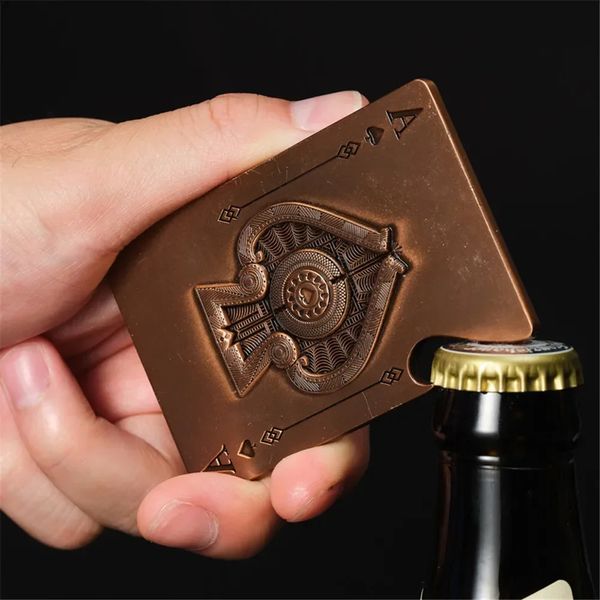 Abridor de botellas multifuncional de alta calidad con estampado 3D de metal tallado, naipes de póquer, prensador nórdico, Gadget de cocina, regalo para hombres 240329