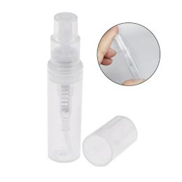 Bouteilles 100pcs bouteille pulvérisation 2 ml clair d'atomiseur vide vide rechargeable un échantillon de pulvérisateur de récipient pour la solution de nettoyage de voyage