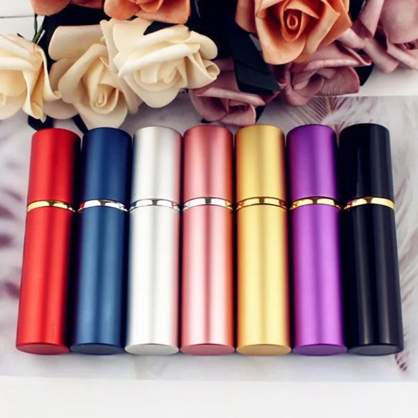 Bouteilles 20pcs 5 ml 10ml Parfum Verre bouteille rechargeable Voyable Perfum métal