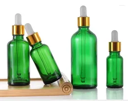 Bouteilles 20pcs Mélange Capupler Refiillable Pterper bouteille Green Essential Huile Verre Liquide 5-100 ml Drop pour massage Pipette
