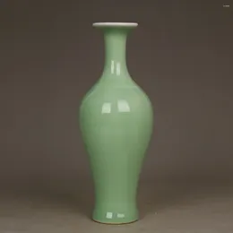 Bouteilles Chinois Qing Yongzheng Vase en porcelaine émaillée céladon vert 6,70 pouces