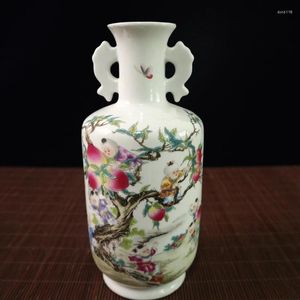 Bouteilles exquises chinoises de style ancien, collection Famille-rose en porcelaine, neuf jolis enfants, Vase à pêches