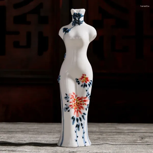 Bouteilles Rare vase en porcelaine pastel chinois style costume de beauté sculpté à la main Veuillez écrire pour l'indiquer lors de l'achat.