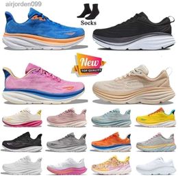 Bottoms Running 2024 Athletic Shoes Clifton 9 Bondi 8 Womens Mens Jogging Sports Sports People gratis Kawana White Black Pink Foam Runners Tamaño