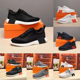 Bouncing Casual Designer Chaussures Lace-Up Round Head Mens Low Top Sneakers Travel Cuir Womens Flat Jogging Chaussures Trainer Rubber Bread Sole Comfort Walking Size 35-46