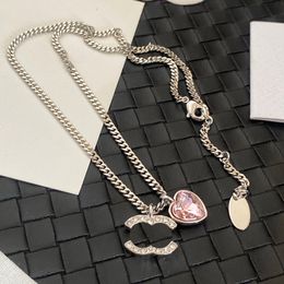 Boutique 925 Collier plaqué en argent Designer créateur de coeur rose petit pendentif collier de mode