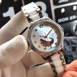 Boutique dameshorloge 32 mm mechanische beweging 316 roestvrijstalen schelpleer met een hoge spiegelspiegel mode -persoonlijkheid met doos diamant