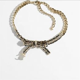 Bogendesign 691298 Star Perlenkette 2023 Heiße Marke Vintage Diamond Halskette Luxusschmuck für Frauen Geschenk Designer Anhänger Lady Party Link Kette