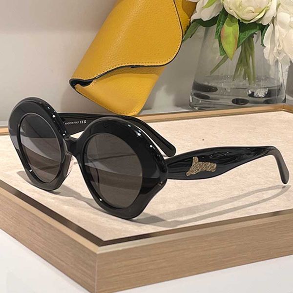 Gafas de sol con lazo en acetato nuevas gafas de sol de diseñador de moda LW40125U para mujer con brazos con montura de acetato y logotipo dorado Marca UV400 Gafas de viaje para vacaciones para mujer