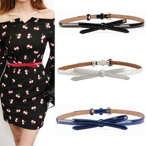 Bow Thin Belt Korean polyvalent la ceinture féminine brevet cuir jupe décorative ceinture de ceinture d'été 240315