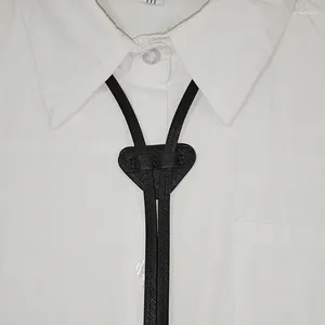 Cravates d'arc 1pcs Mode Triangle inversé Cravate en cuir pour femme et homme Chemise unisexe Garniture Accessoires de vêtements réglables