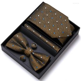 Bow Ties 2022 Design Groothandel aangepaste geschenkdoos Hoogwaardige klassieke stropdas Bowie Hanky ​​manchetknopen Set voor mannen Silk Blue Dots Ntrig