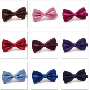 Cravates d'arc 2022 pour hommes Cravate de mariage Polyester Bowtie Cravate Gravata Mariage Beaucoup de couleurs