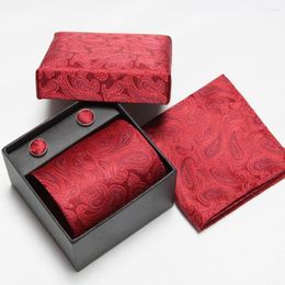 Pajaritas 2022 Conjunto de corbatas Corbata Pañuelo Gemelos Conjuntos para hombres Caja de regalo Pañuelos Bolsillo Cuadrado Torre Corbata