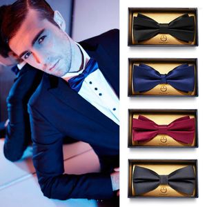 Bow Ties 2023 Brand Fashion Men's Wedding Dubbele stofpatroon Bowie Banquet Bruidegom Party Butterfly Tie met geschenkdoos