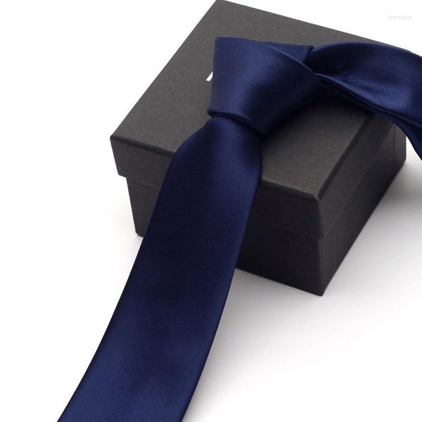 Bow Ties 2023 Brand Men High Quality Fashion 6cm Slim Slim Blue Blue Nettoyage Romantique Mariage Groom Glossy Nou Tie pour la boîte cadeau