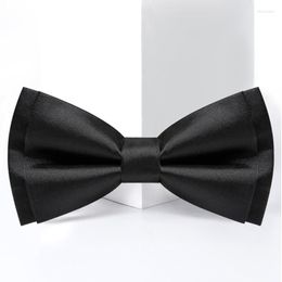 Bow Ties 2023 Designer Brand Black Luxury Bowtie voor mannen topkwaliteit bruidegom bruidspartij vlinder stropdas set zak geschenkdoos