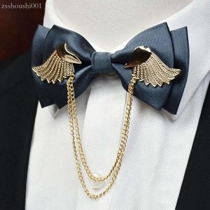 Bow Ties 2023 Designers Brand Metal Golden Wings Tie pour hommes Party Wedding Butterfly Fashion Casual Double couche Bowtie 80C1