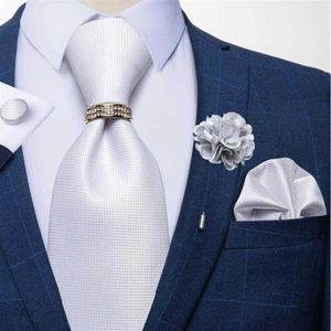 Noeuds papillon 8 cm Hommes Cravate En Soie Blanc Cravate Solide Men039s Cravates De Noce Formelles Boutons De Manchette Hanky Fleur Broche Ensemble Hommes Cadeau Corb216255f